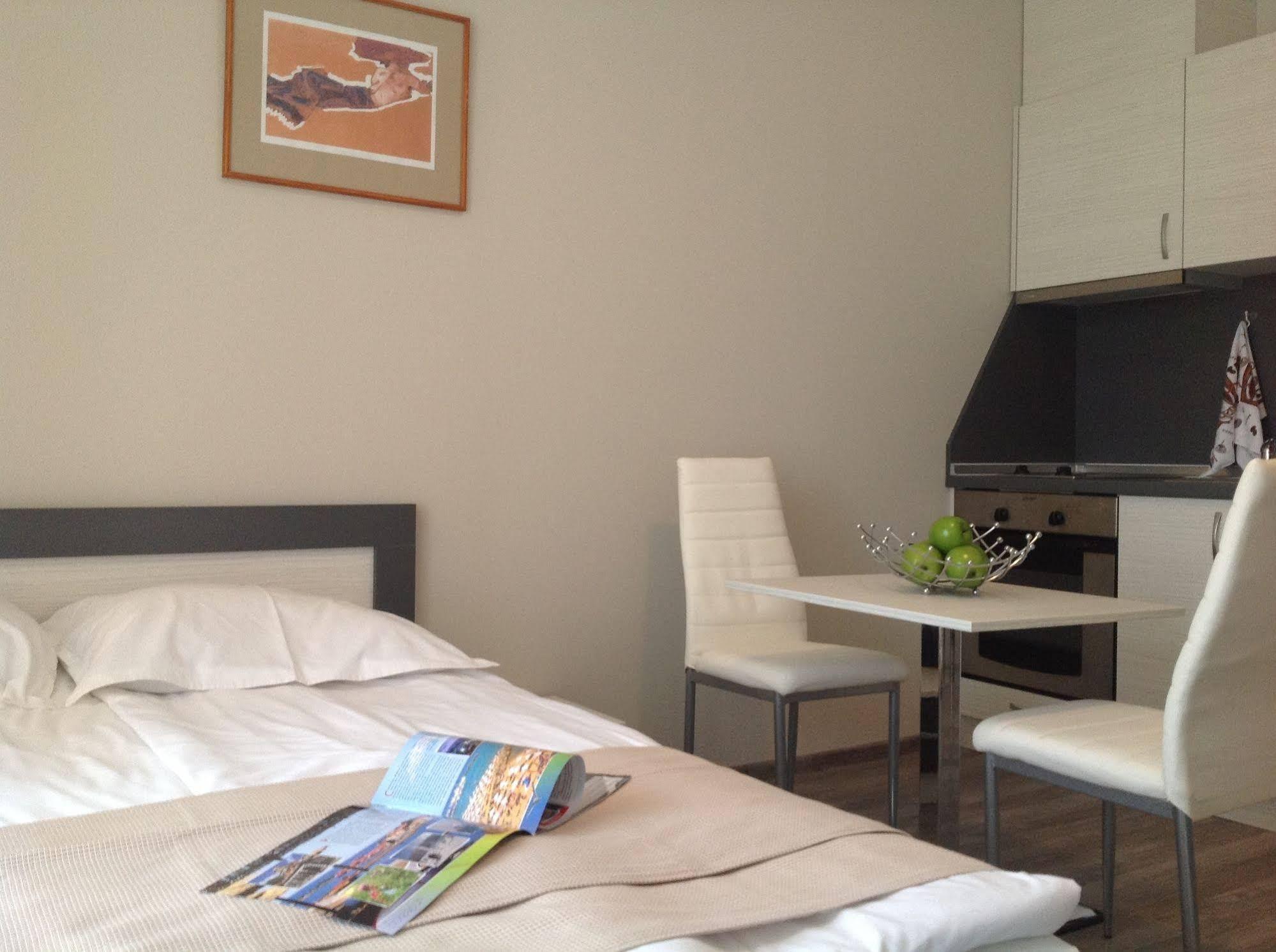 Sorrento Sole Mare Aparthotel Sveti Vlas Ngoại thất bức ảnh