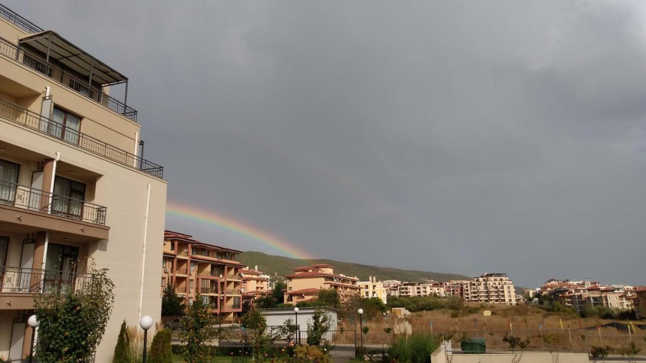 Sorrento Sole Mare Aparthotel Sveti Vlas Ngoại thất bức ảnh