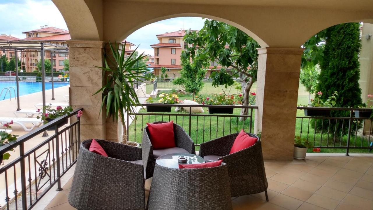 Sorrento Sole Mare Aparthotel Sveti Vlas Ngoại thất bức ảnh