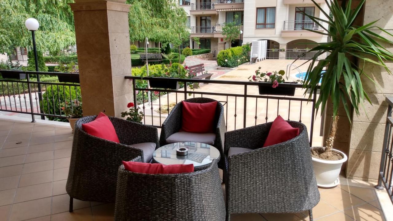 Sorrento Sole Mare Aparthotel Sveti Vlas Ngoại thất bức ảnh