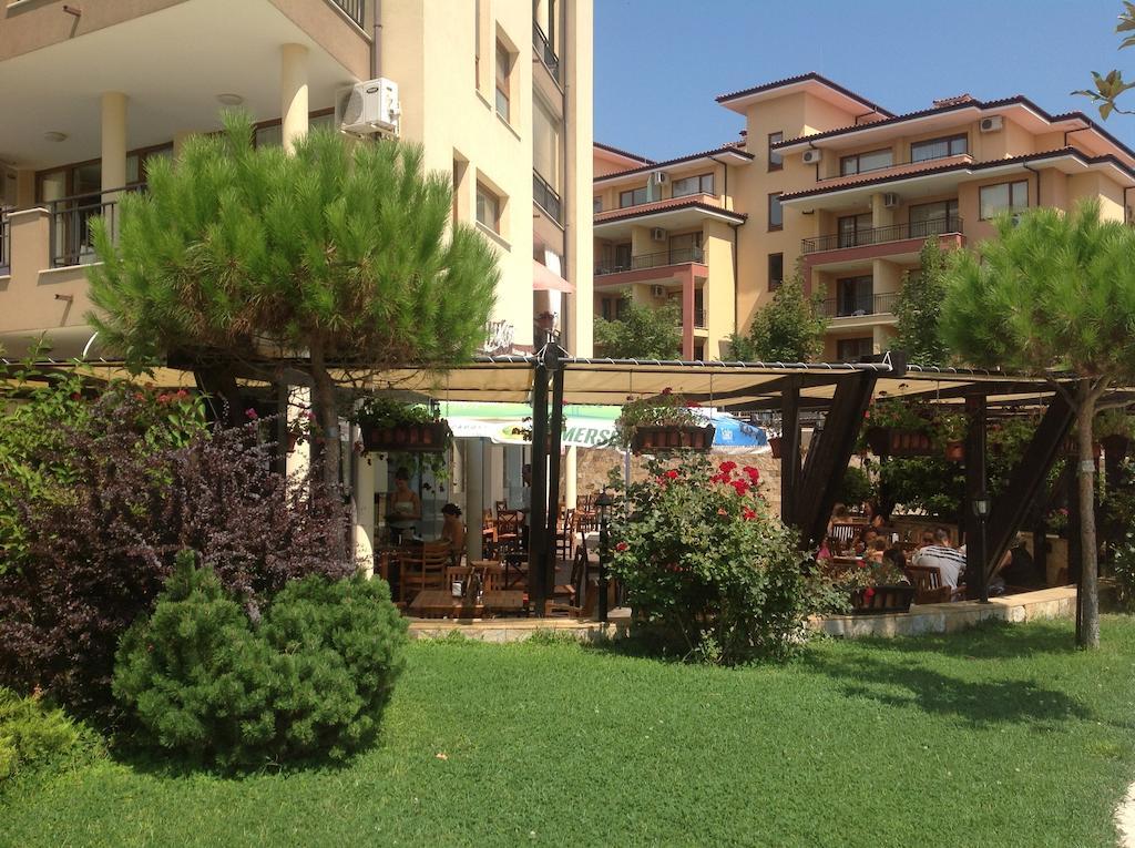 Sorrento Sole Mare Aparthotel Sveti Vlas Ngoại thất bức ảnh