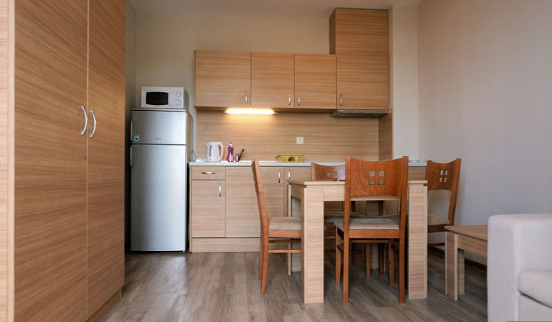 Sorrento Sole Mare Aparthotel Sveti Vlas Ngoại thất bức ảnh