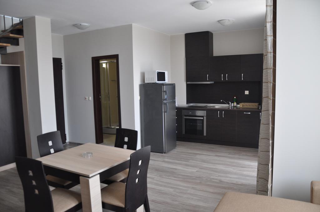 Sorrento Sole Mare Aparthotel Sveti Vlas Ngoại thất bức ảnh