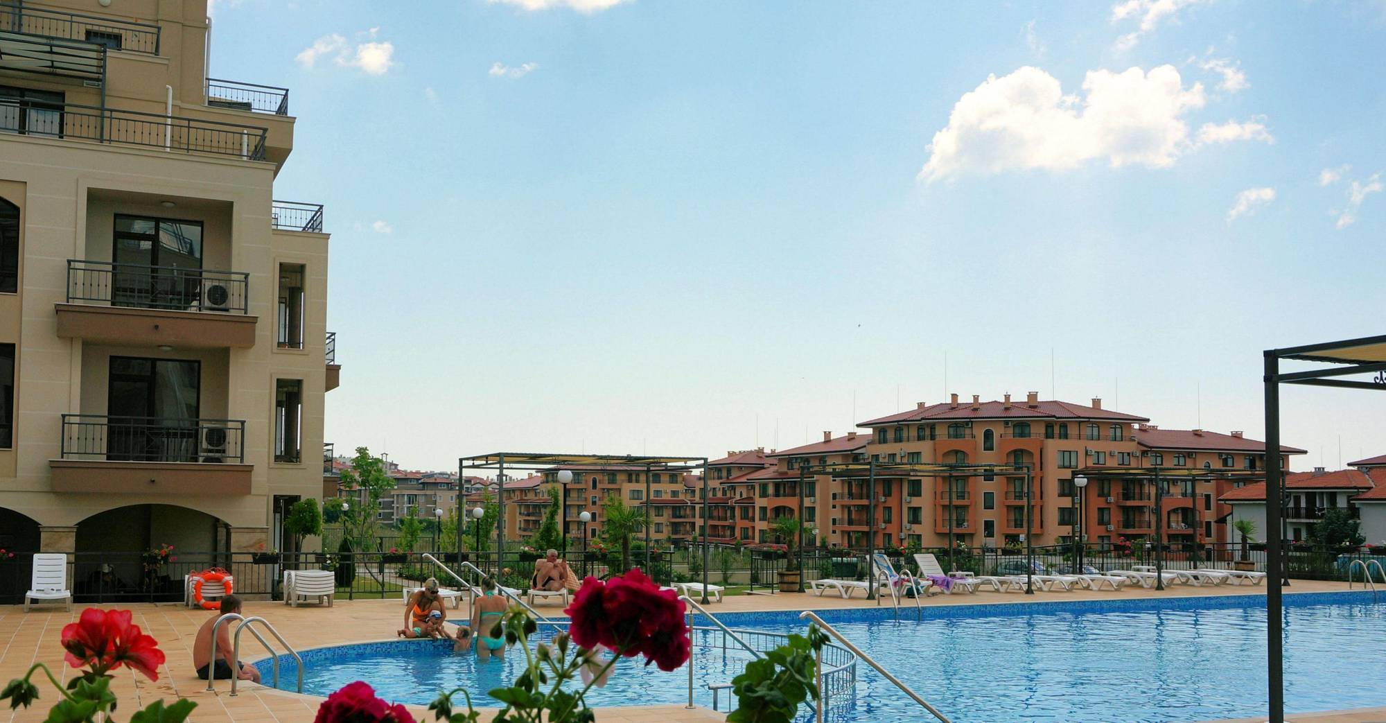 Sorrento Sole Mare Aparthotel Sveti Vlas Ngoại thất bức ảnh